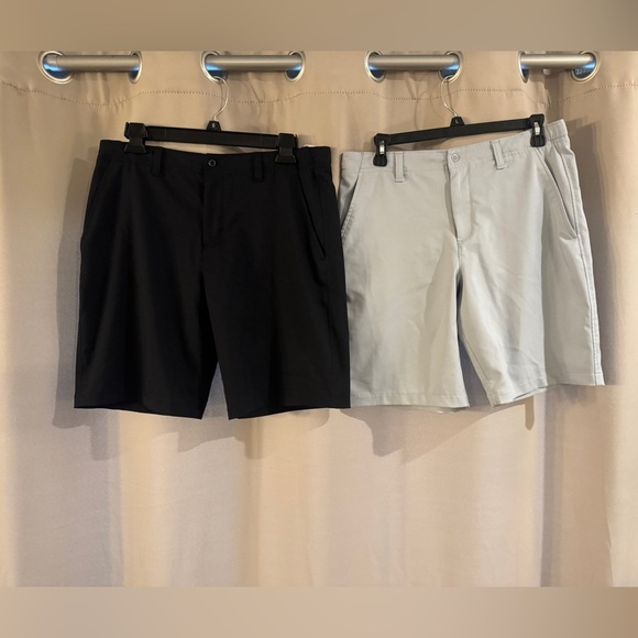 Kids Under Armour Black and Gray Shorts - Picture 1 of 5